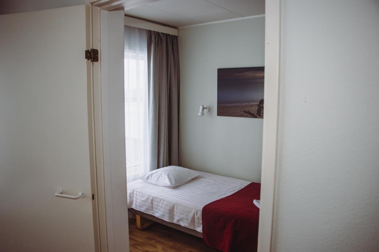 Hotel Promenaadi Haapsalu Exterior photo